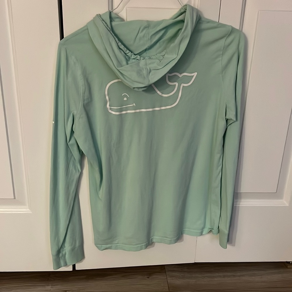 Vineyard vines hooded long sleeve